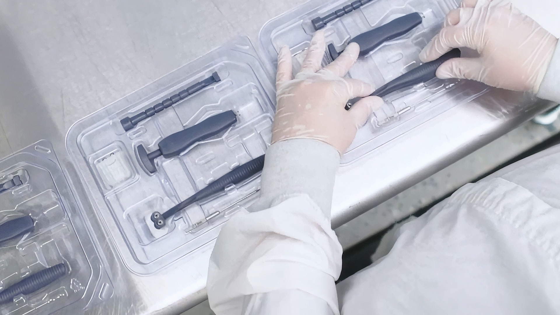 26_Medical-Device-Kitting__packaging_24.0s